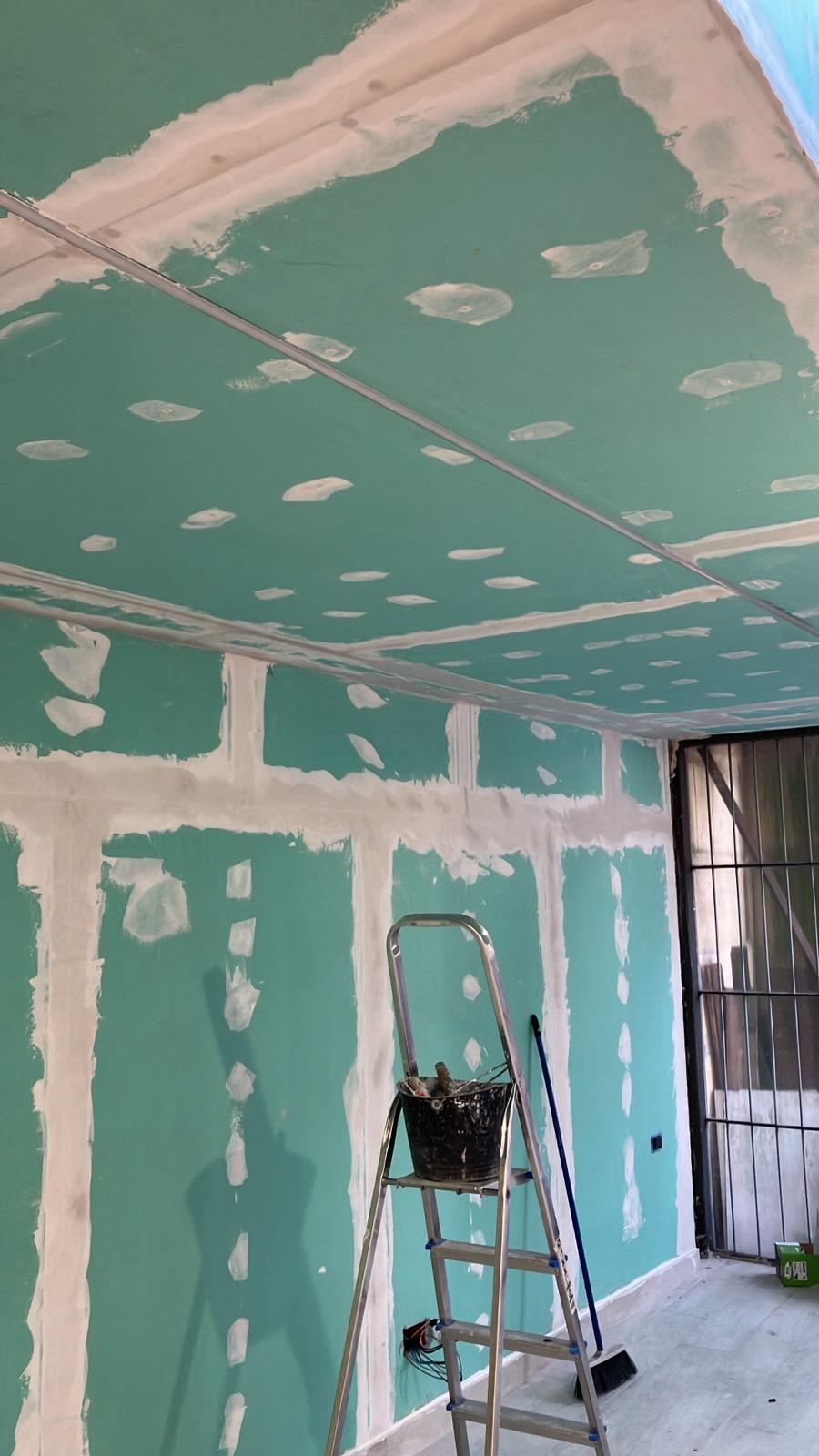 Imbiancature & Ristrutturazioni foto 2